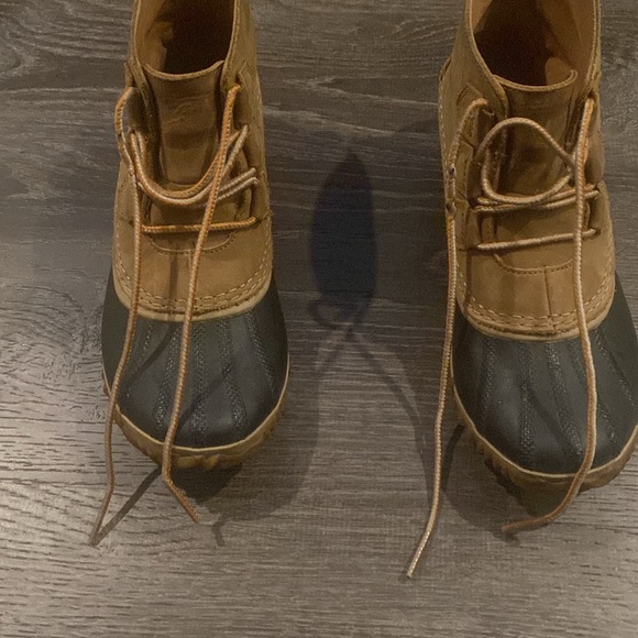 GUC Sorel Boots - Picture 4 of 8